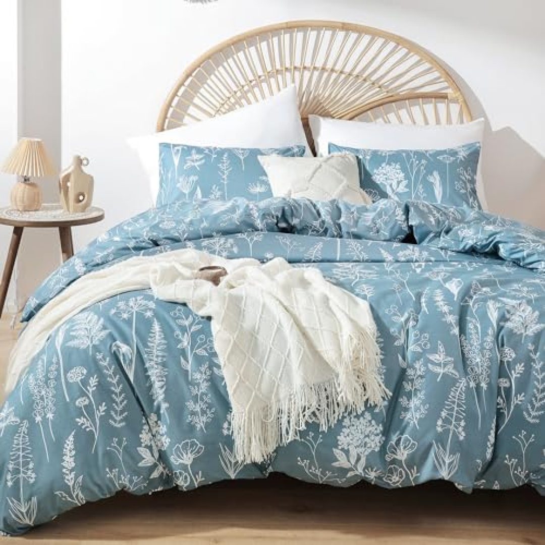 JANZAA Duvet Cover Queen Size Mineral Blue Boho Duvet Cover with White Floral Patterns Botanical Bedding Soft Microfiber Bed Cover with Zipper Closure 4 Ties (2 Pillow Cases)